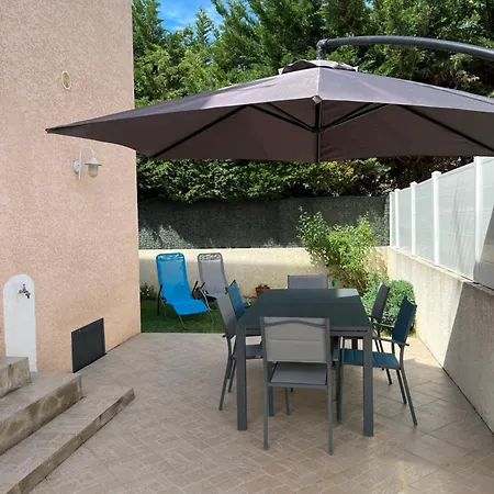 Climatisee Avec Jardin A 10 Minutes Des Plages