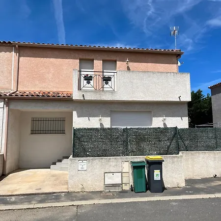 Climatisee Avec Jardin A 10 Minutes Des Plages Villa